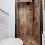 Elegant Getaway With Balcony & Charm