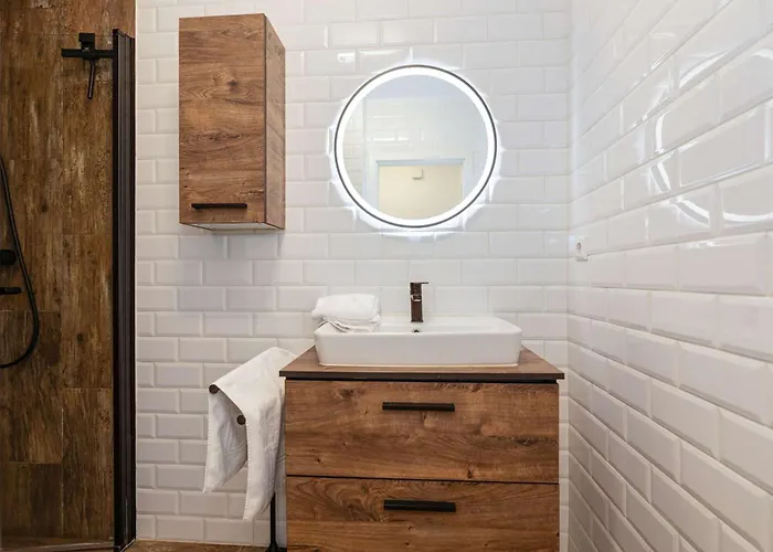 Elegant Getaway With Balcony & Charm Luxembourg