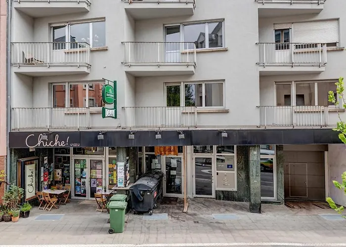 Elegant Getaway With Balcony & Charm לוקסמבורג